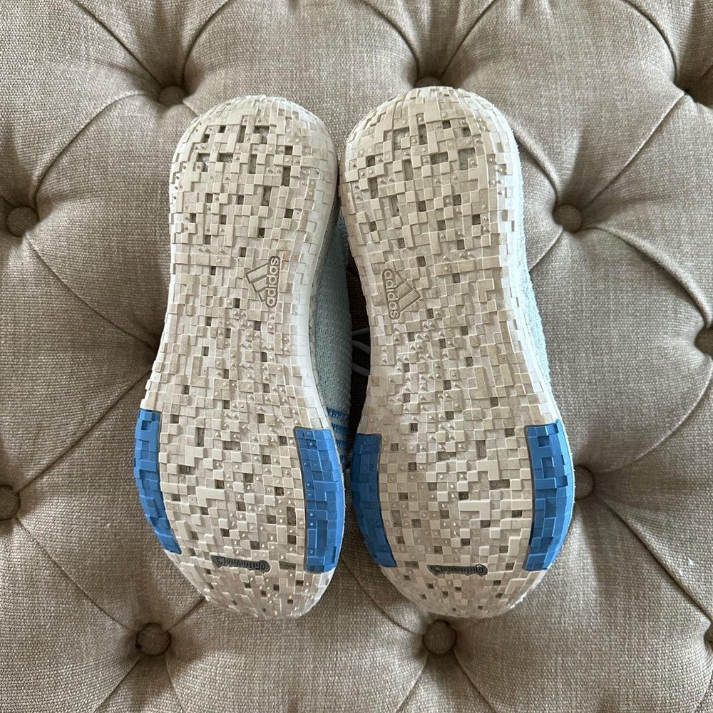 Adidas Boost - Picture 3 of 4
